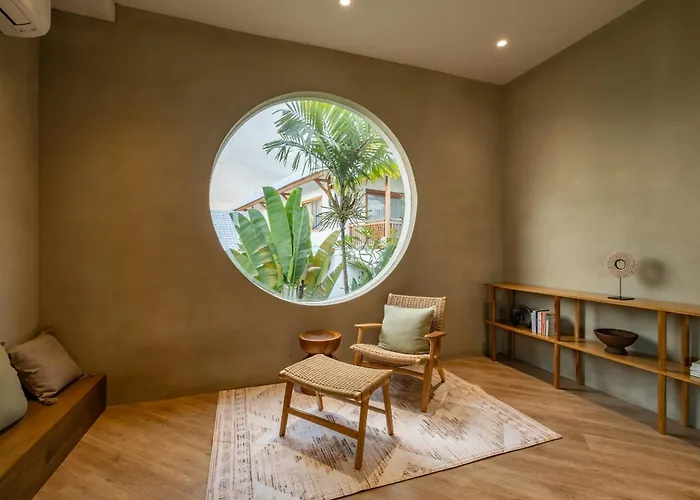 Via * تْشانغو